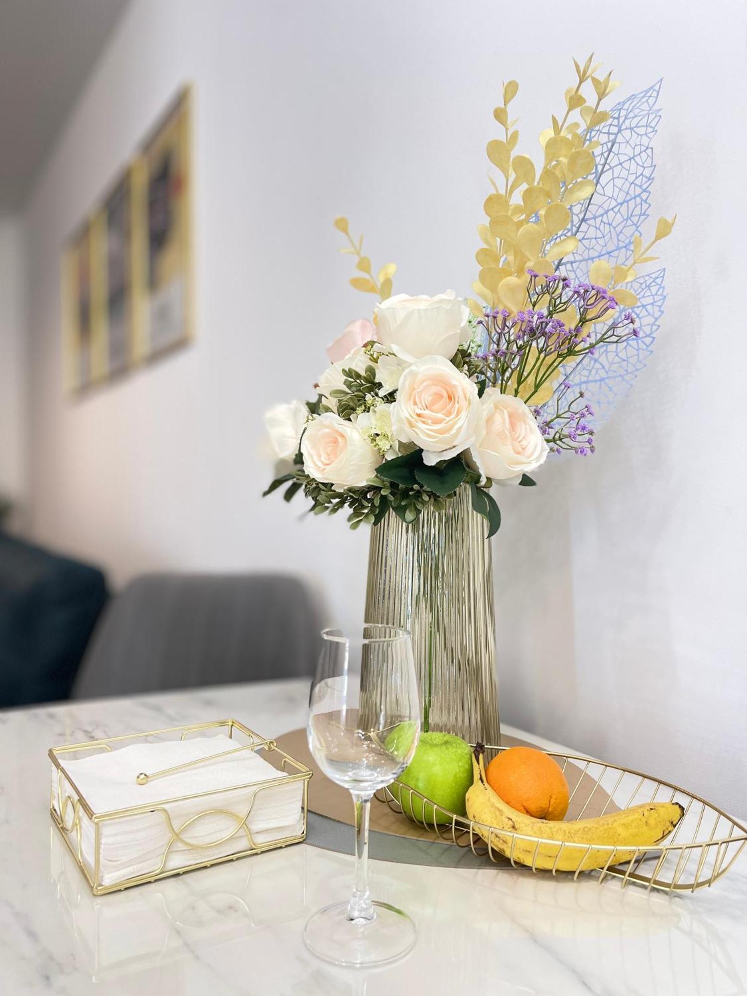 Synthesis Apartments Суботица Экстерьер фото