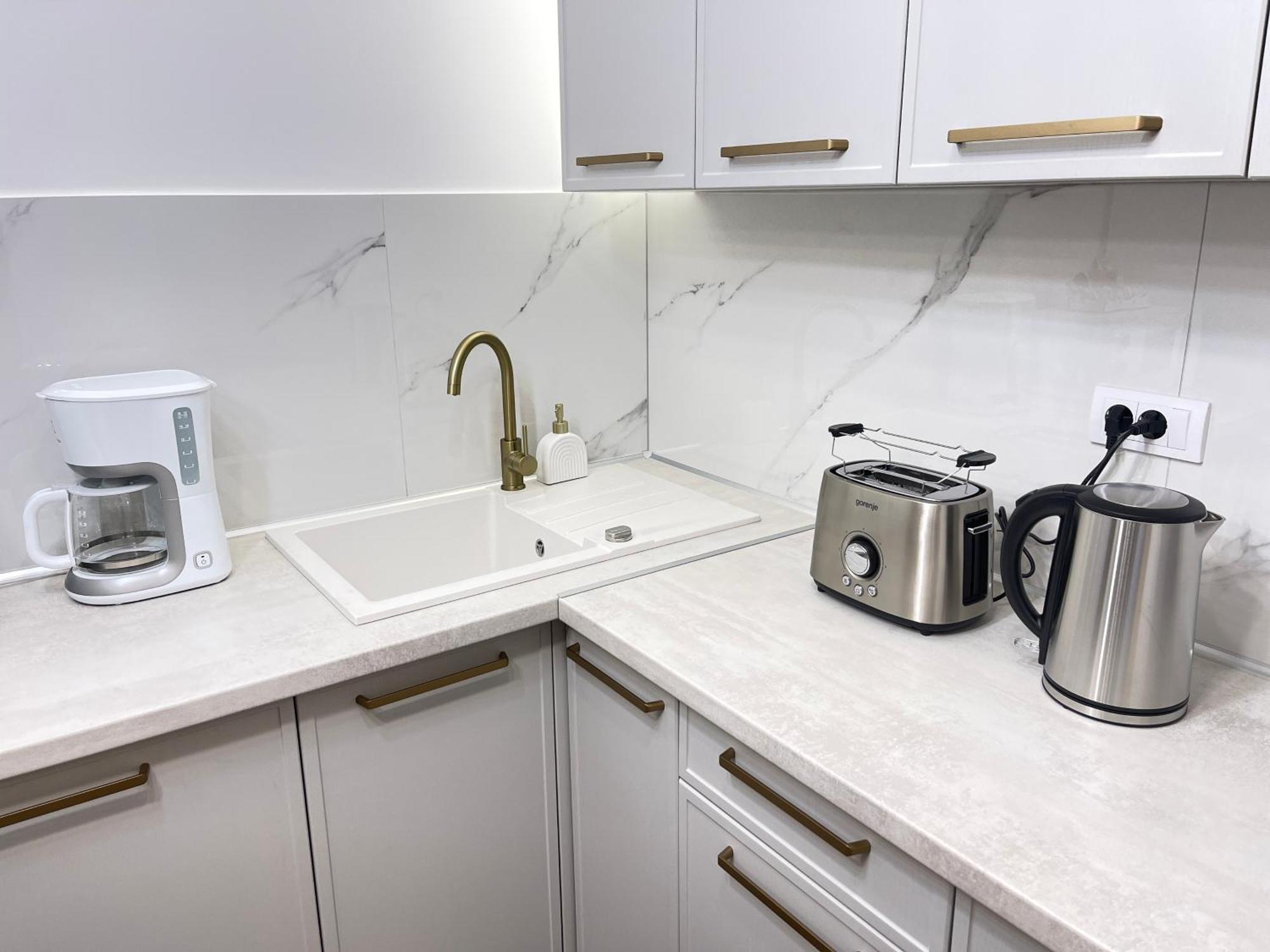 Synthesis Apartments Суботица Экстерьер фото